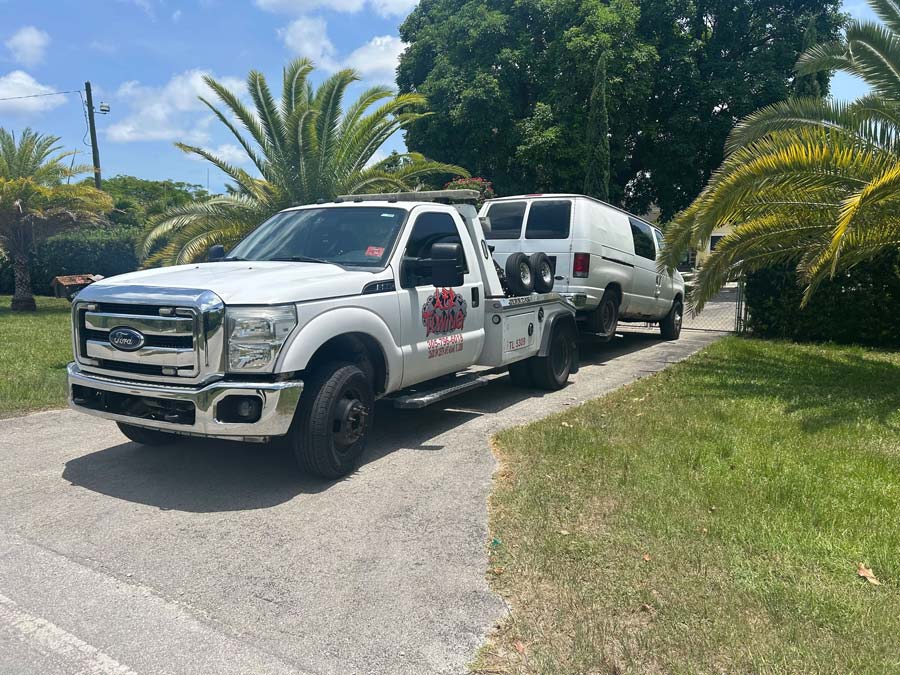 How long does it take for a tow truck to arrive at my home in Miami